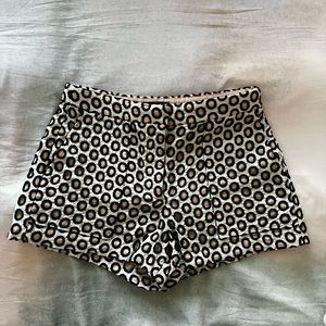 JCREW Eyelet Shorts. Champagne/Black. Size 4. Excellent Pre-owned Condition!